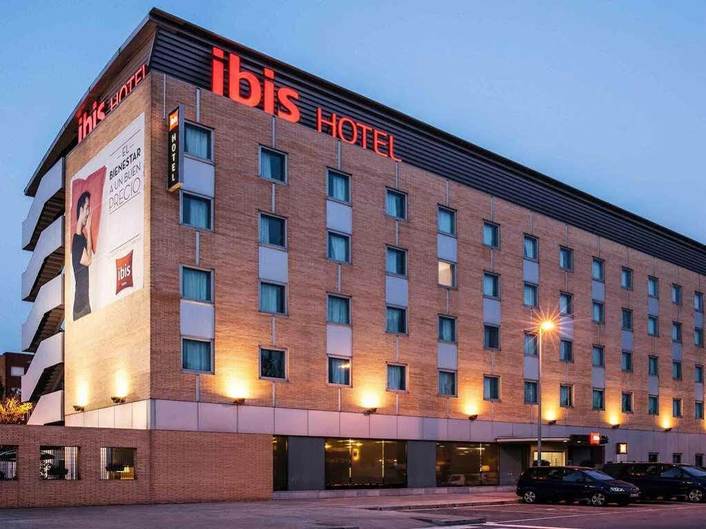 فندق Ibis Barcelona مولينس ذي راي المظهر الخارجي الصورة